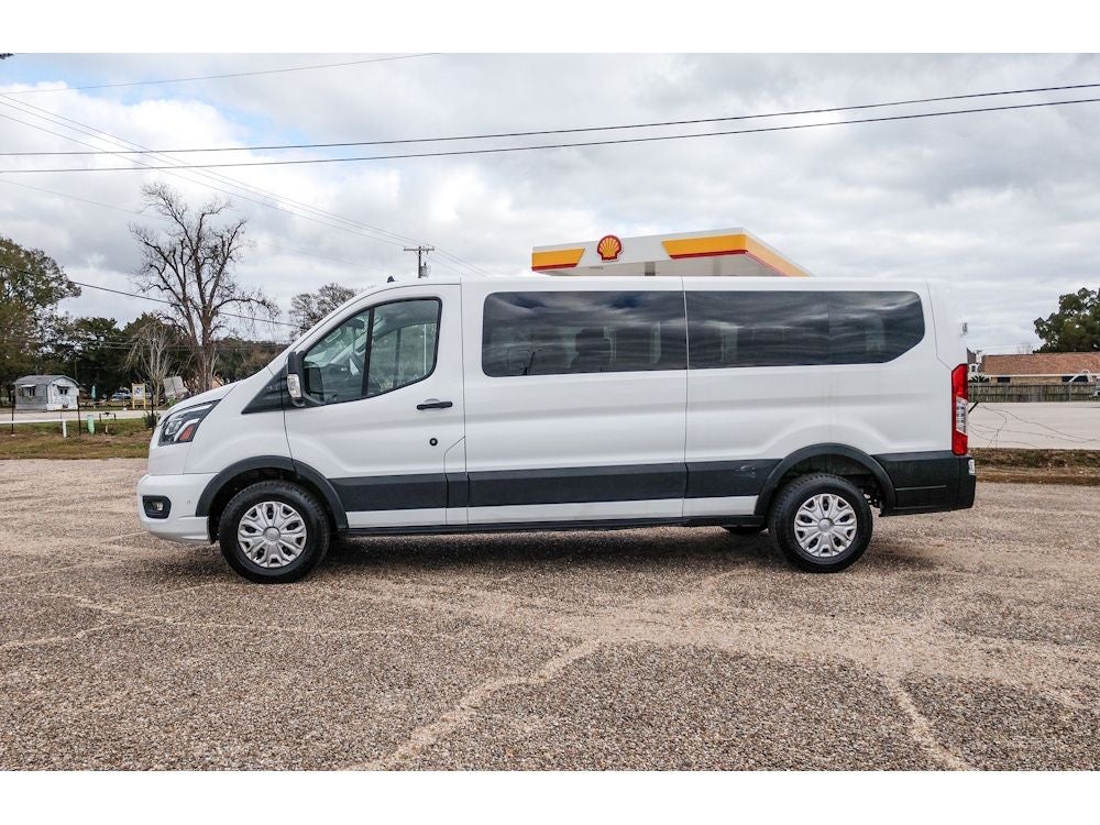 2023 Ford Transit Wagon XLT