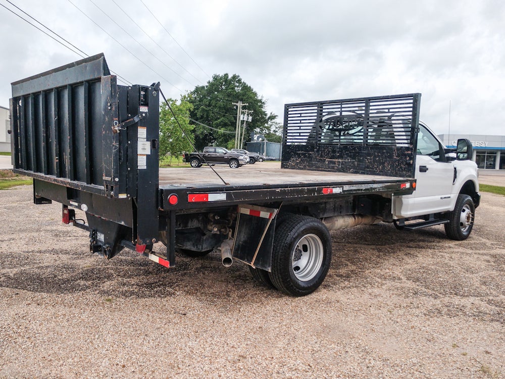 2021 Ford F-350 Super Duty Chassis XL