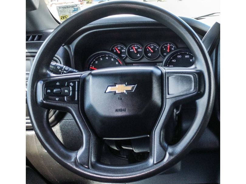 2023 Chevrolet Silverado Custom