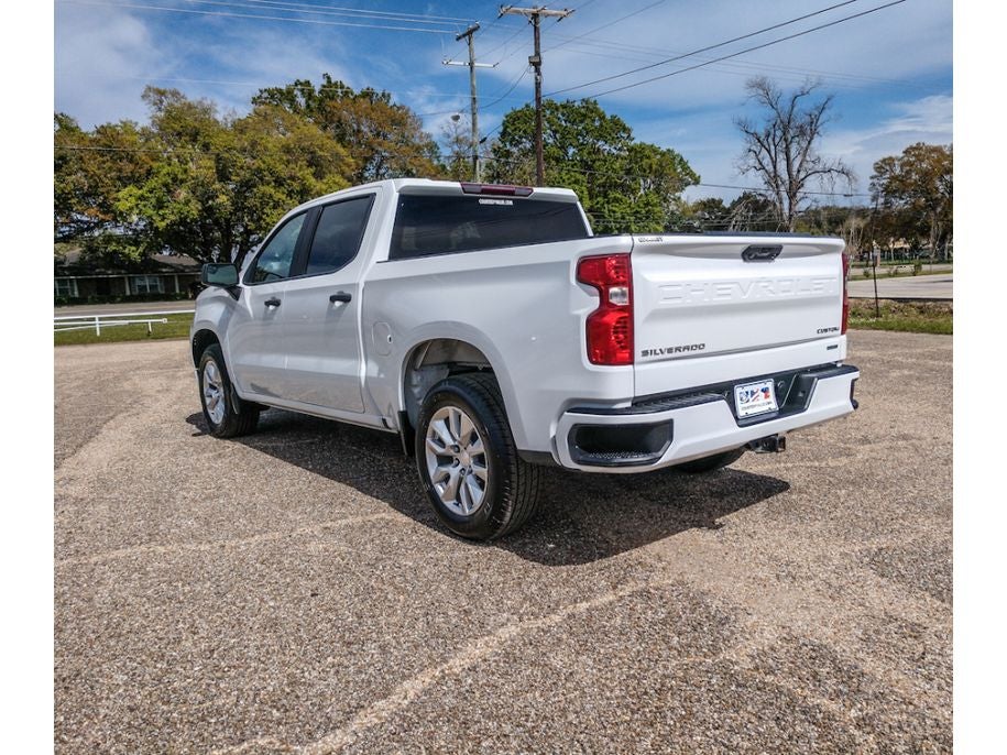 2023 Chevrolet Silverado Custom