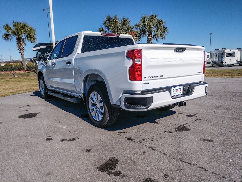 2026 Chevrolet Silverado Custom