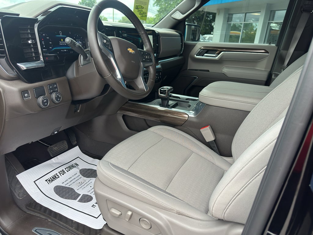 2025 Chevrolet Silverado 1500 LT