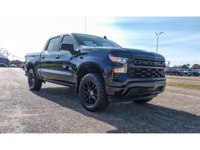 2024 Chevrolet Silverado Custom