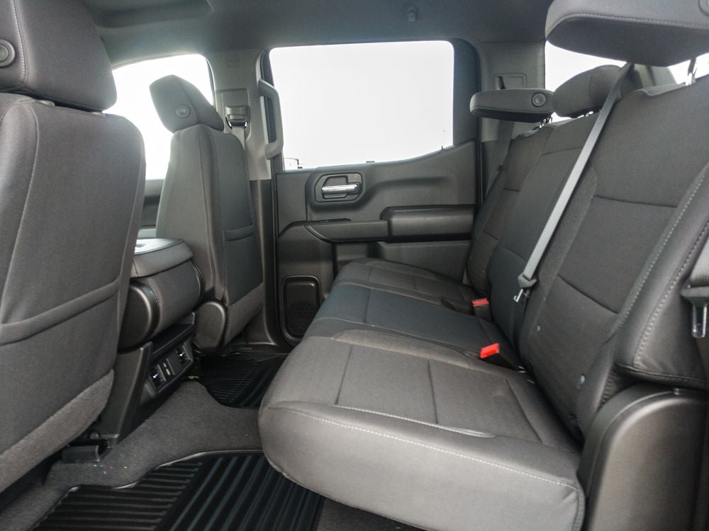 2026 Chevrolet Silverado Custom