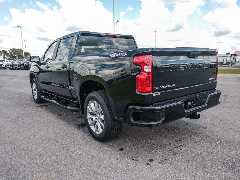 2026 Chevrolet Silverado Custom
