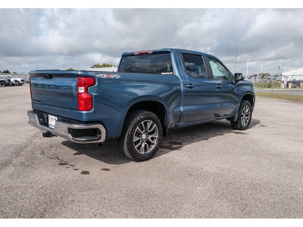 2024 Chevrolet Silverado LT