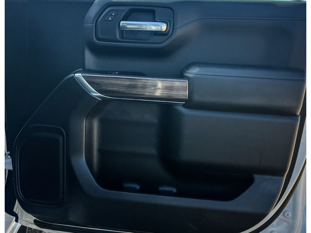 2022 Chevrolet Silverado RST