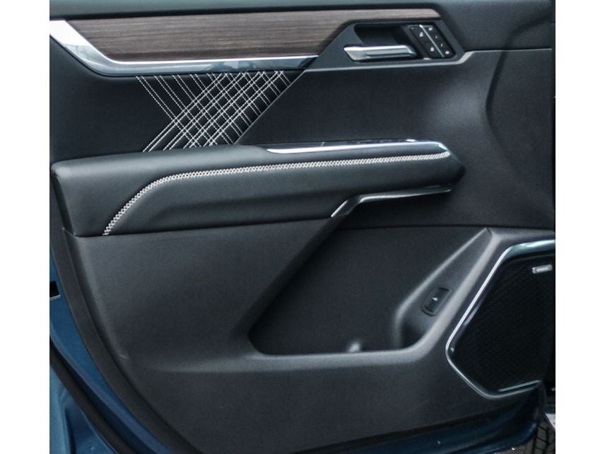 2026 GMC Acadia FWD Denali