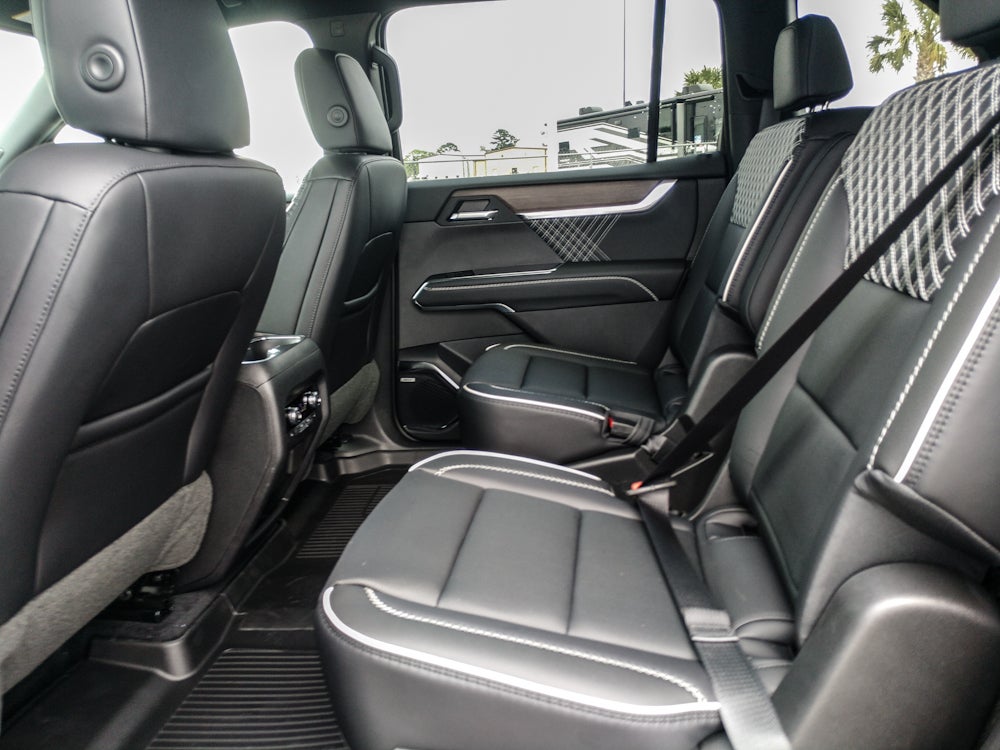 2026 GMC Acadia FWD Denali