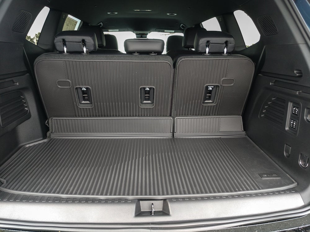 2026 GMC Acadia FWD Denali