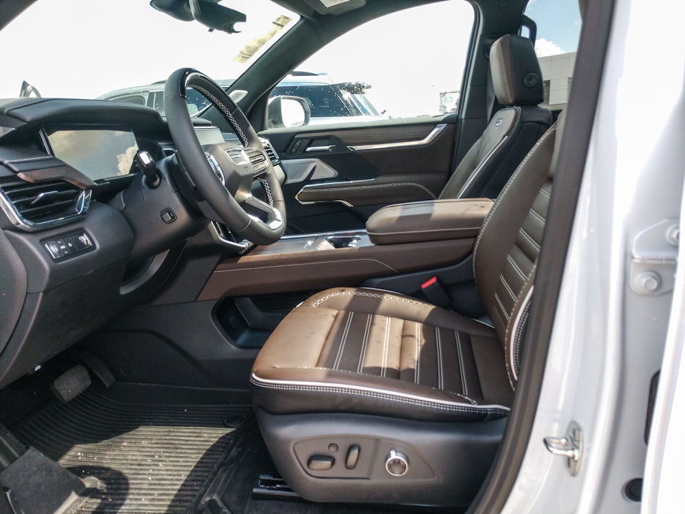 2026 GMC Acadia FWD Denali Ultimate