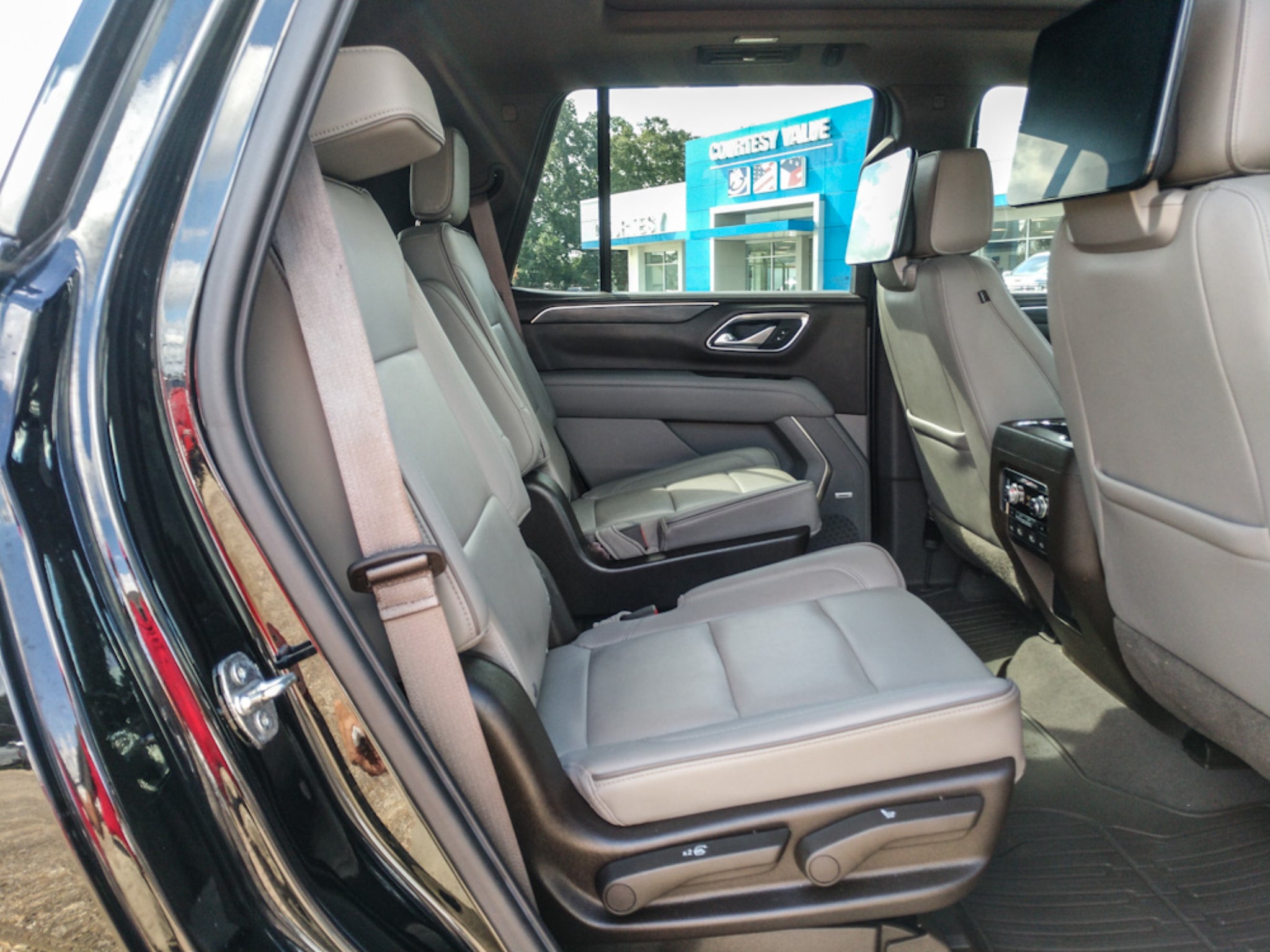 2021 GMC Yukon 1500 SLT