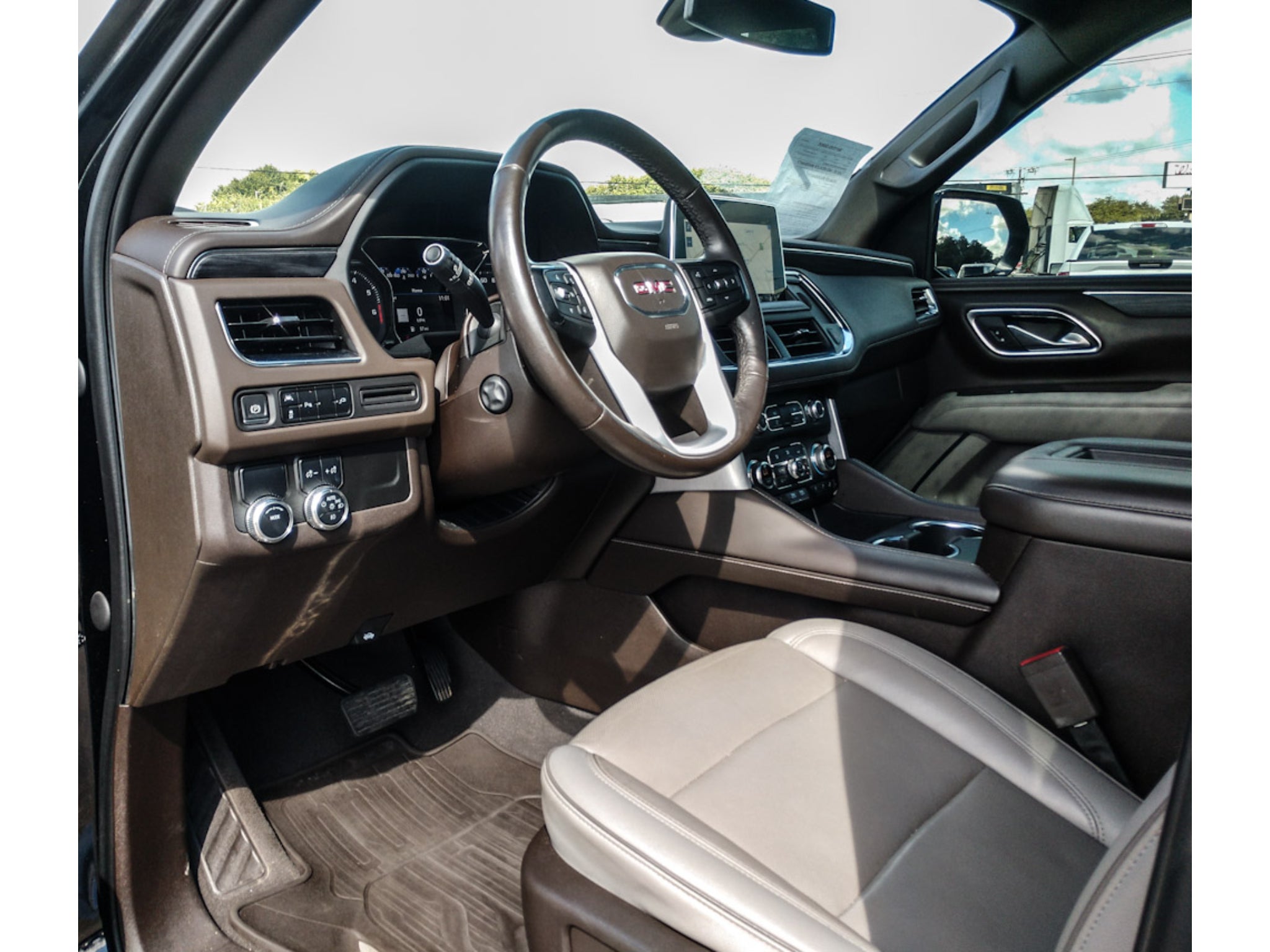 2021 GMC Yukon 1500 SLT