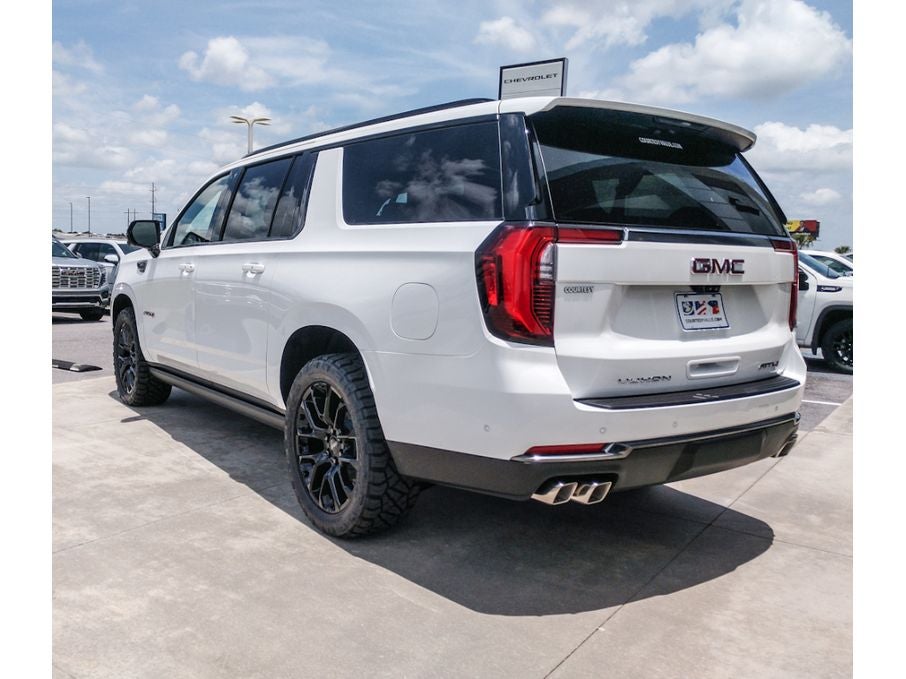 2026 GMC Yukon XL AT4