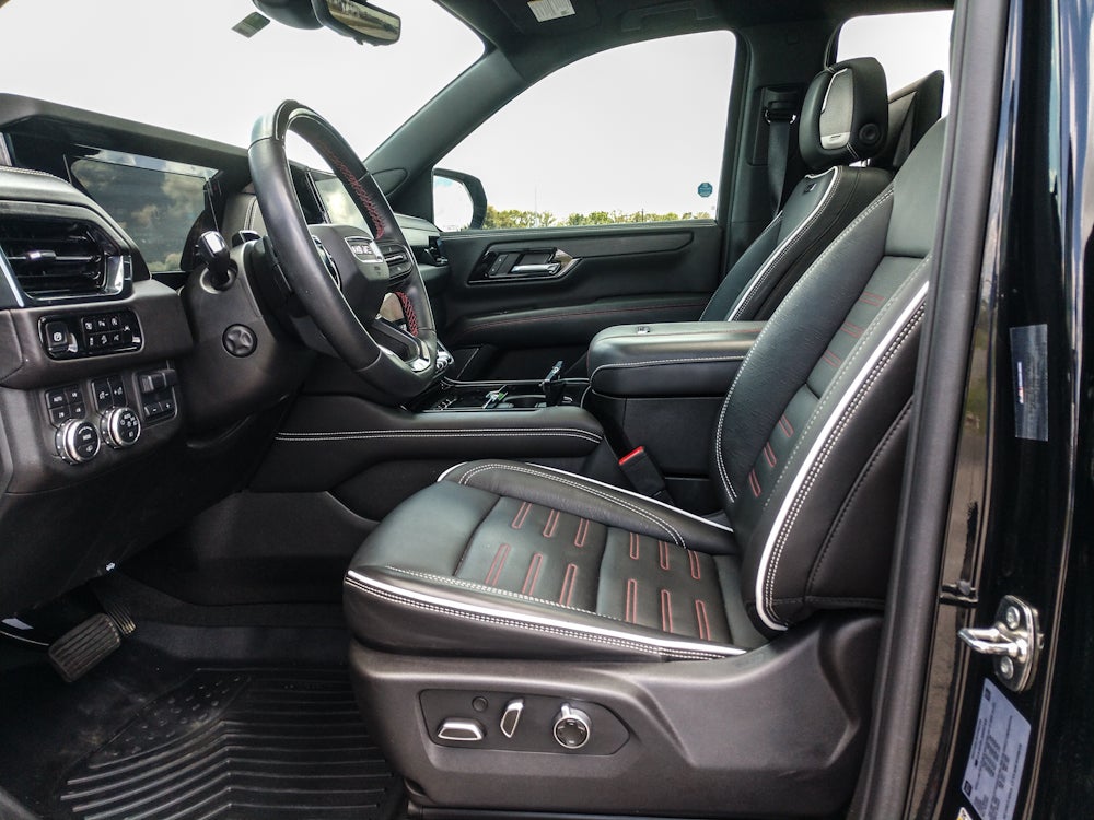 2025 GMC Yukon AT4 Ultimate