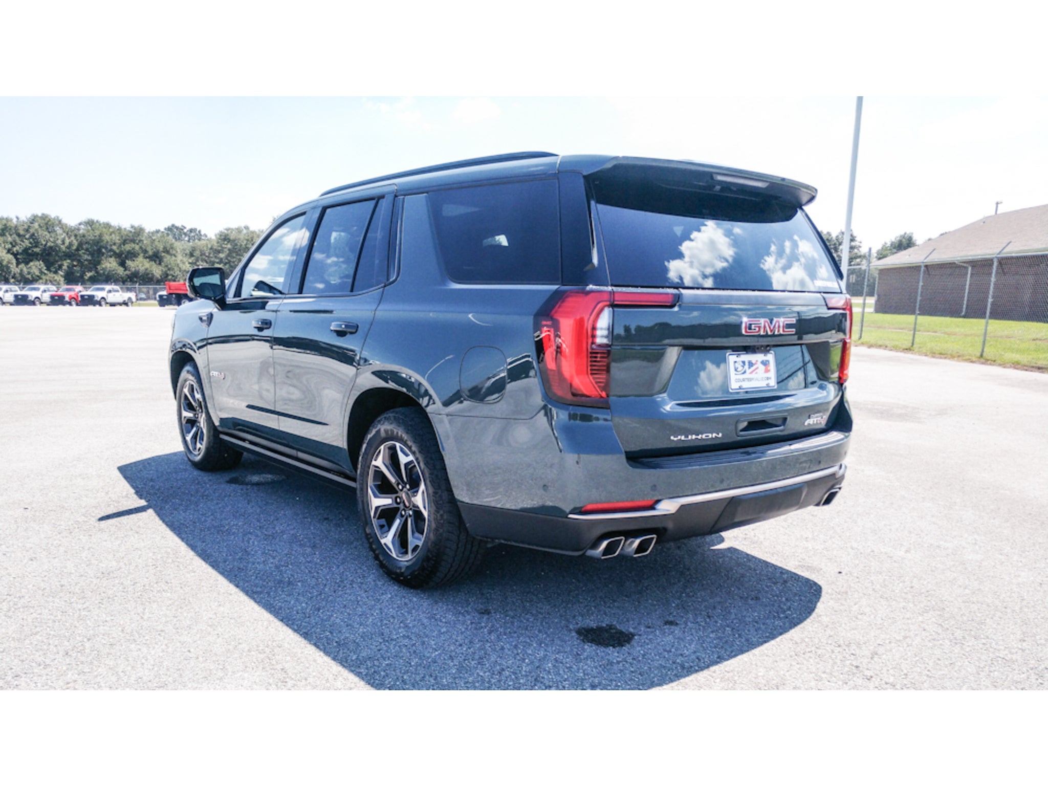 2025 GMC Yukon AT4 Ultimate