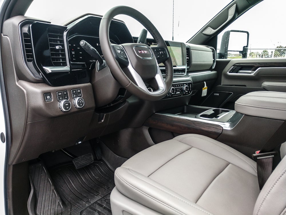 2026 GMC Sierra 2500 SLT