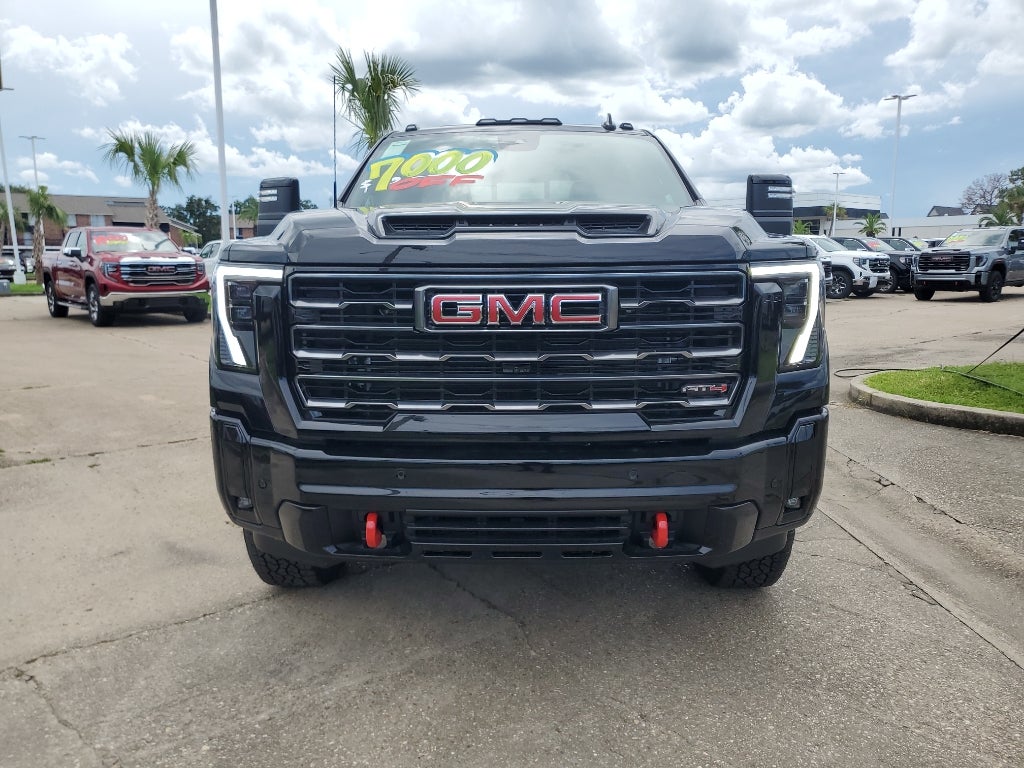 2025 GMC Sierra AT4