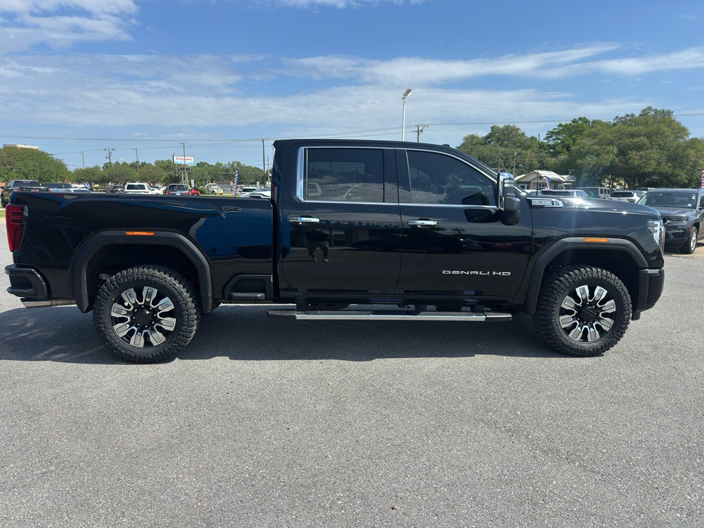 2025 GMC Sierra 2500 Denali