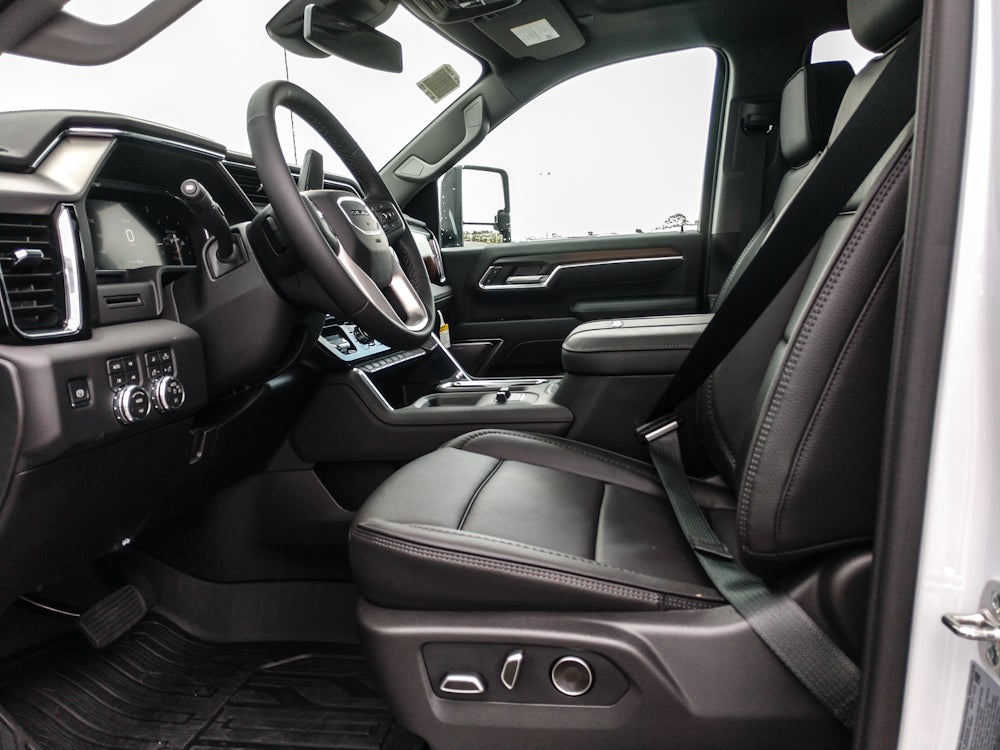 2026 GMC Sierra Denali