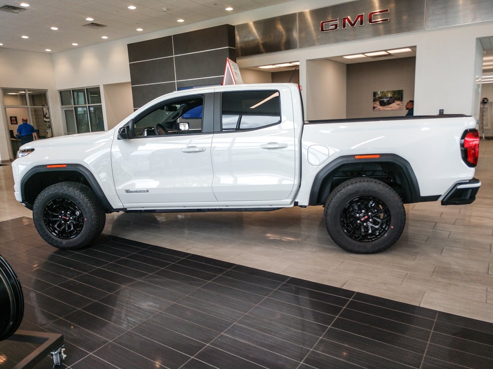 2026 GMC Canyon 2WD Elevation