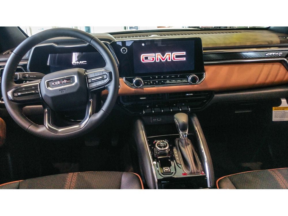 2026 GMC Canyon 4WD AT4