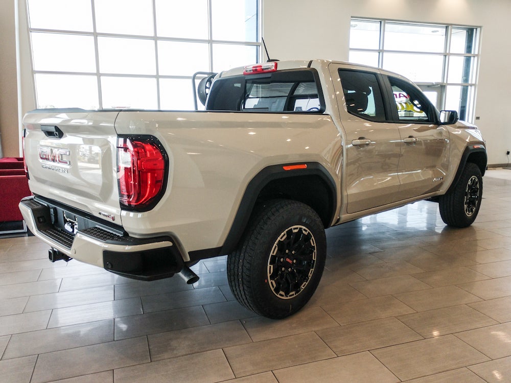 2026 GMC Canyon 4WD AT4