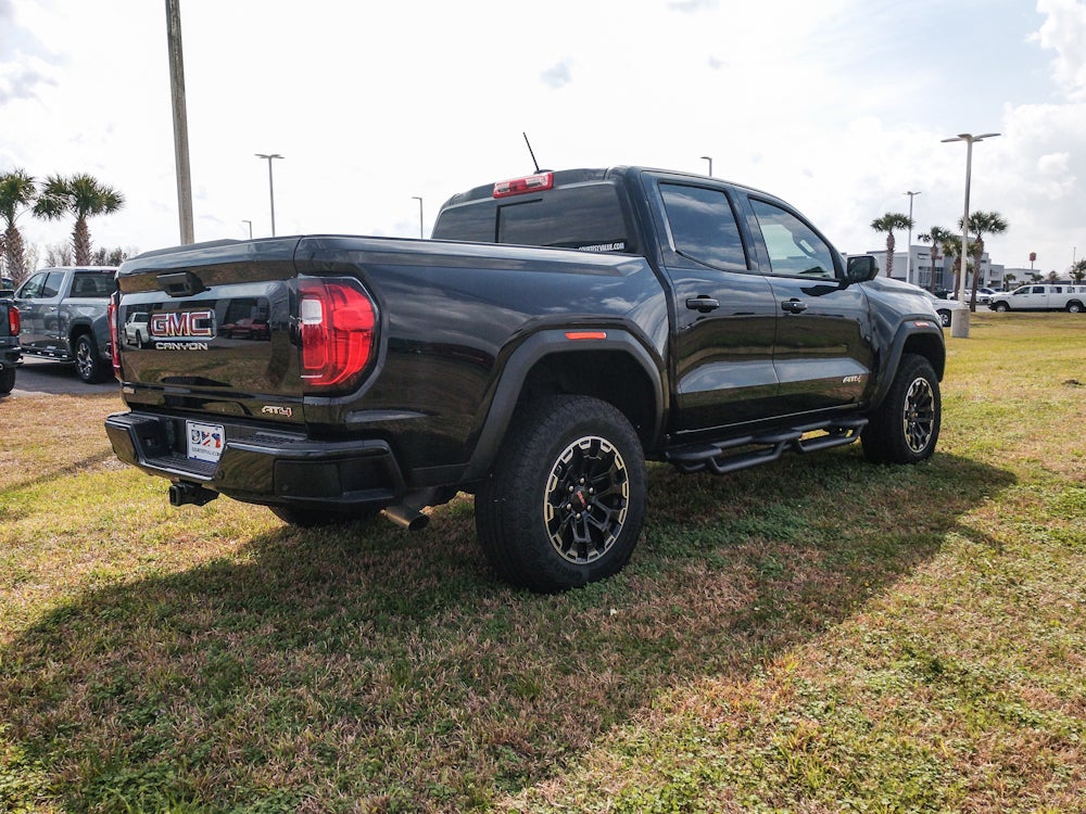 2026 GMC Canyon 4WD AT4