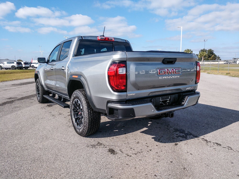 2026 GMC Canyon 4WD AT4