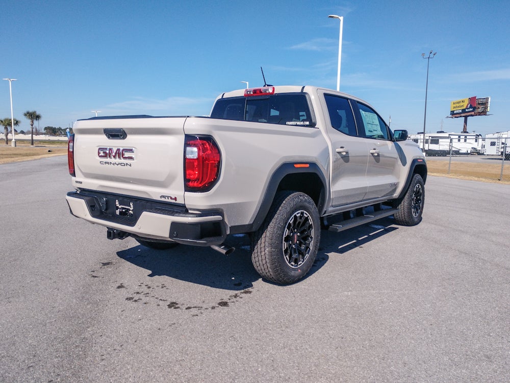 2026 GMC Canyon 4WD AT4