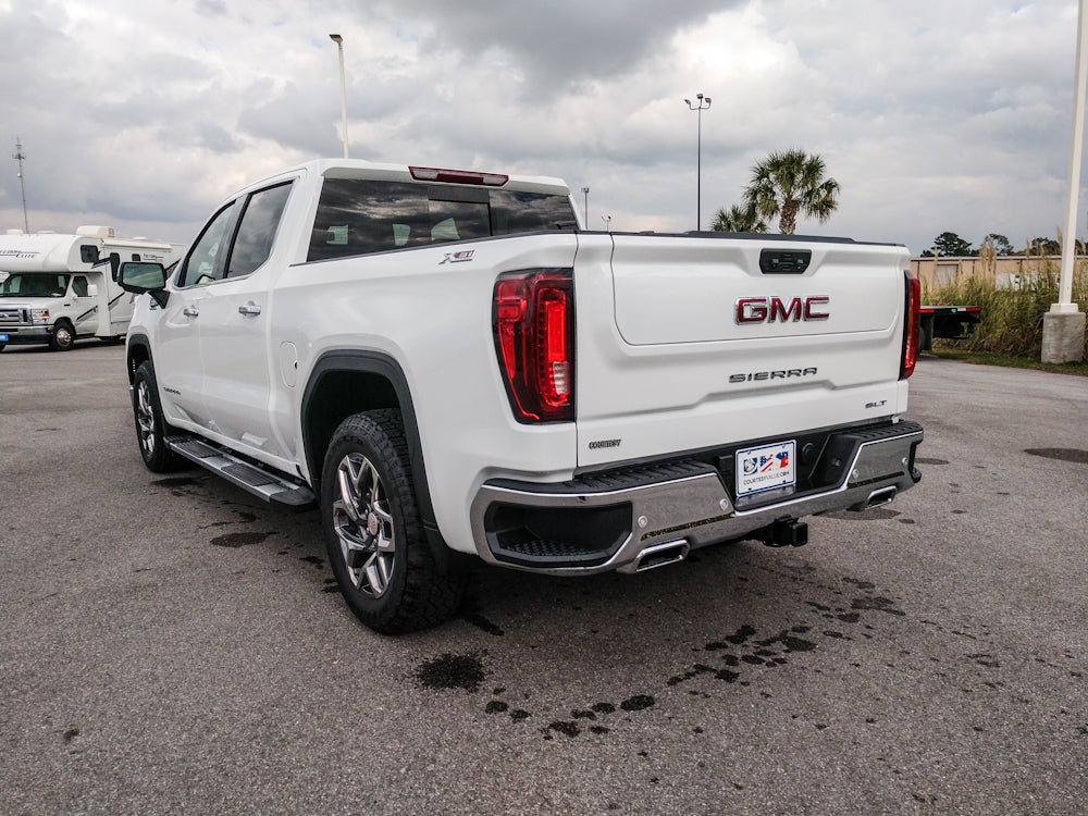 2026 GMC Sierra SLT