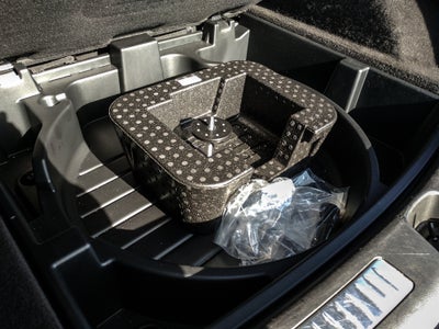 2024 Cadillac XT4 AWD Premium Luxury