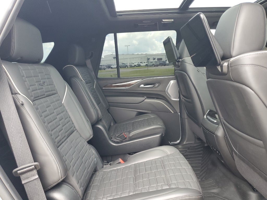 2023 Cadillac Escalade 4WD Sport Platinum