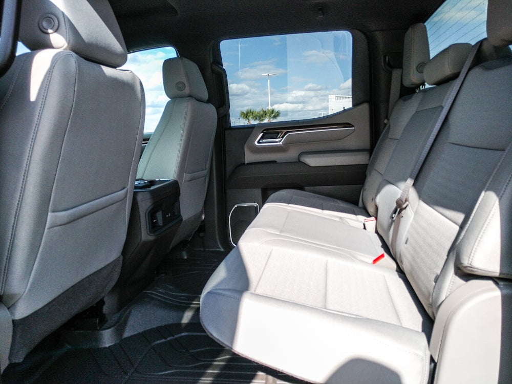 2026 Chevrolet Silverado RST