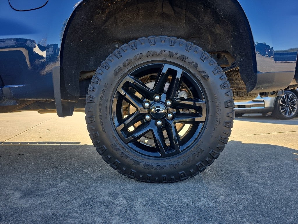 2023 Chevrolet Silverado Custom Trail Boss