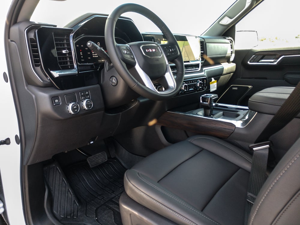 2026 GMC Sierra SLT