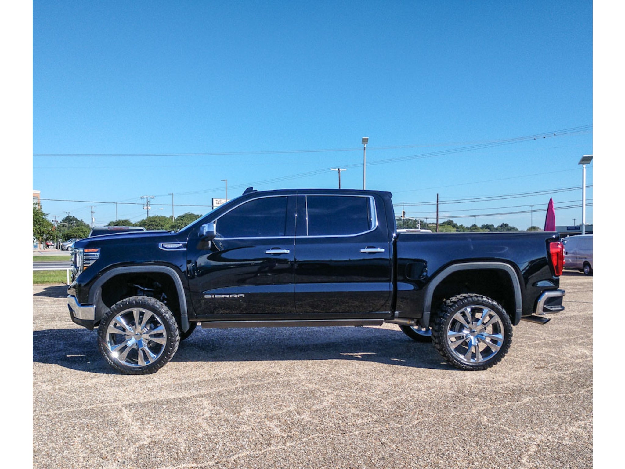 2024 GMC Sierra 1500 SLT