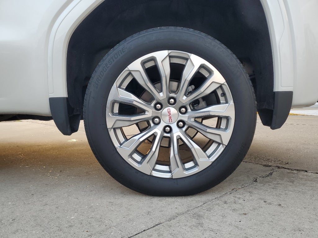 2024 GMC Sierra Denali