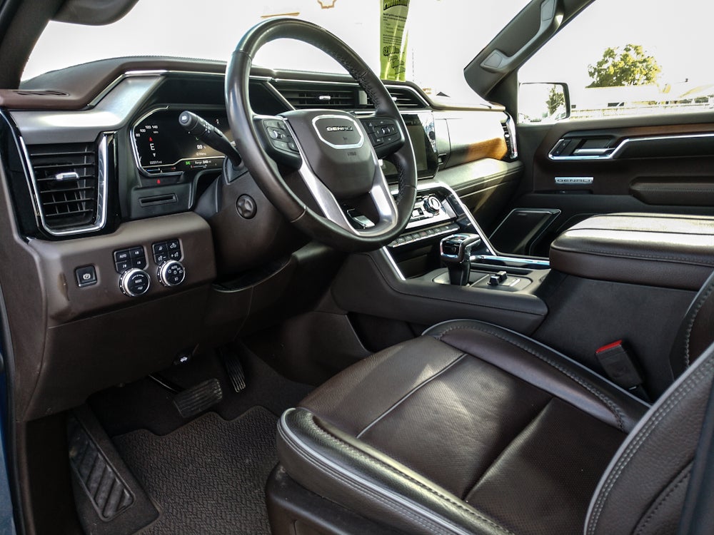 2024 GMC Sierra Denali