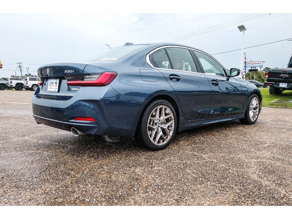 2025 BMW 3 series 330i