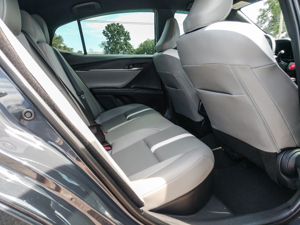 2025 Toyota Camry Hybrid SE