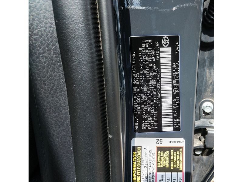 2025 Toyota Camry Hybrid SE