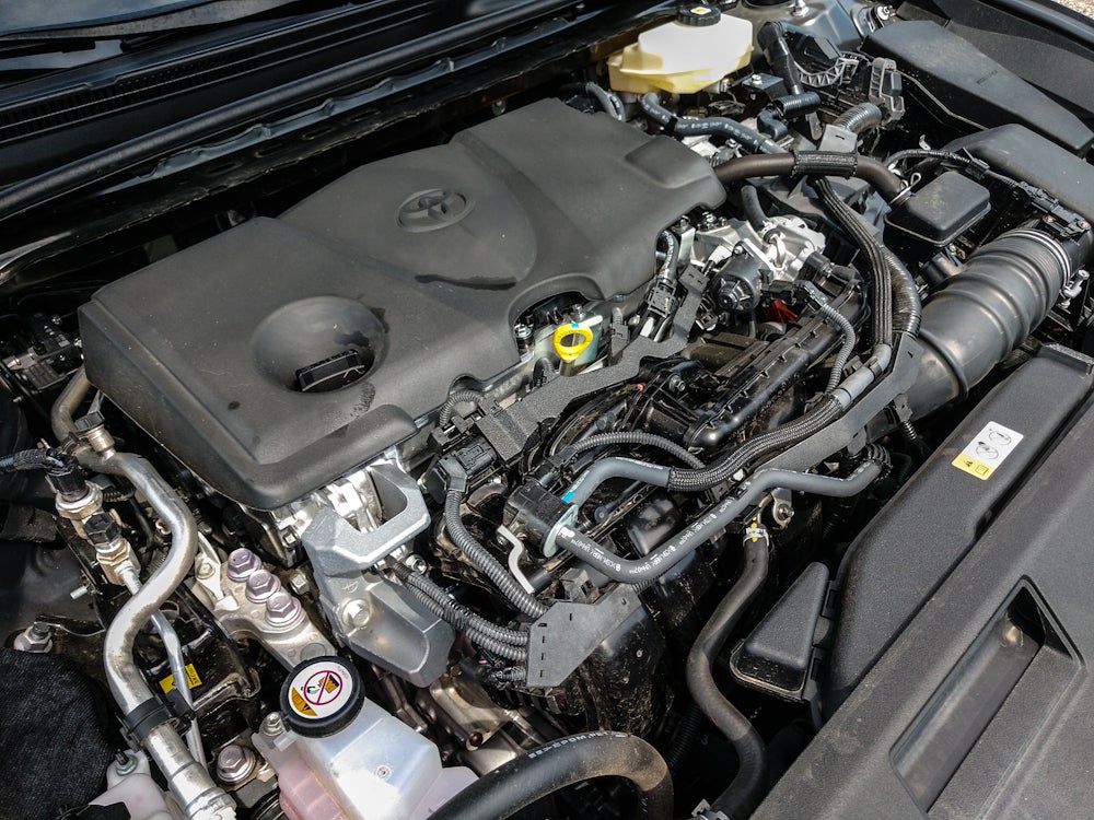 2025 Toyota Camry Hybrid SE