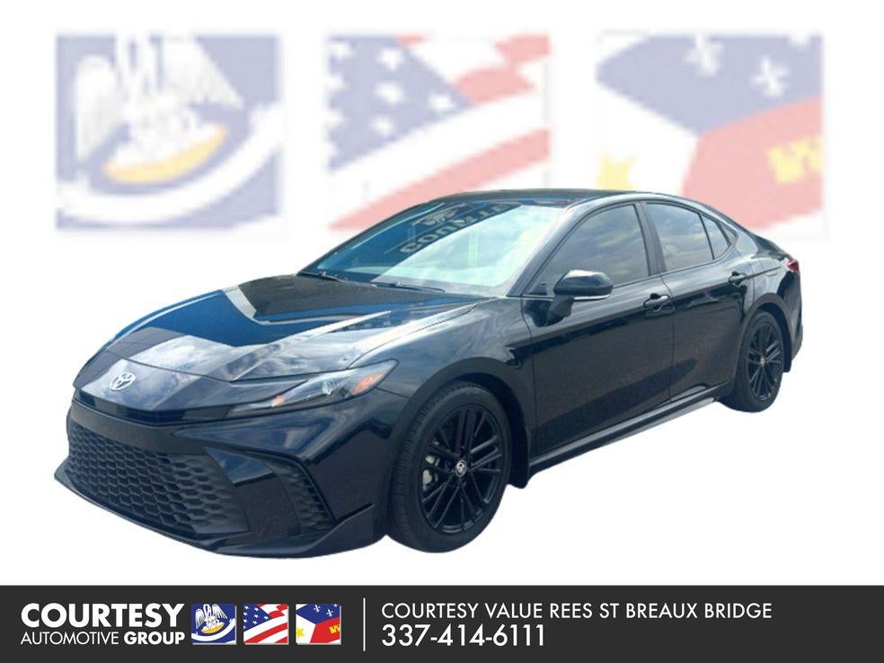 2025 Toyota Camry Hybrid SE