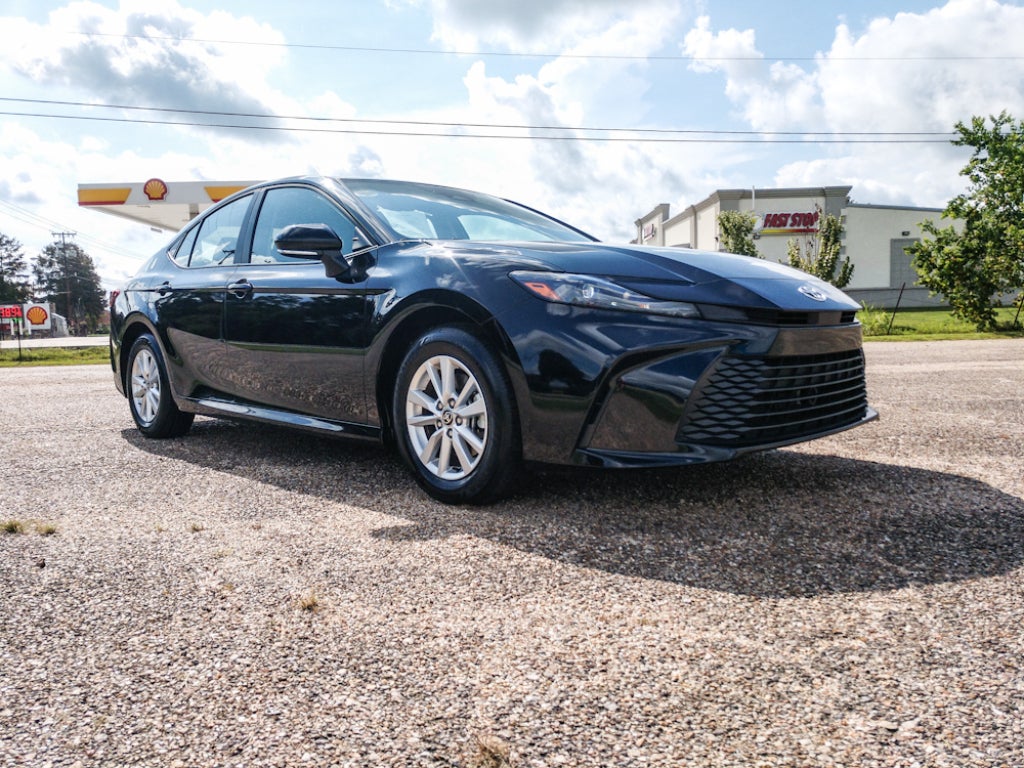 2026 Toyota Camry Hybrid LE