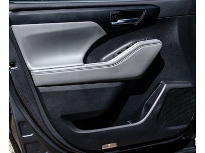 2022 Toyota Highlander Hybrid Hybrid XLE