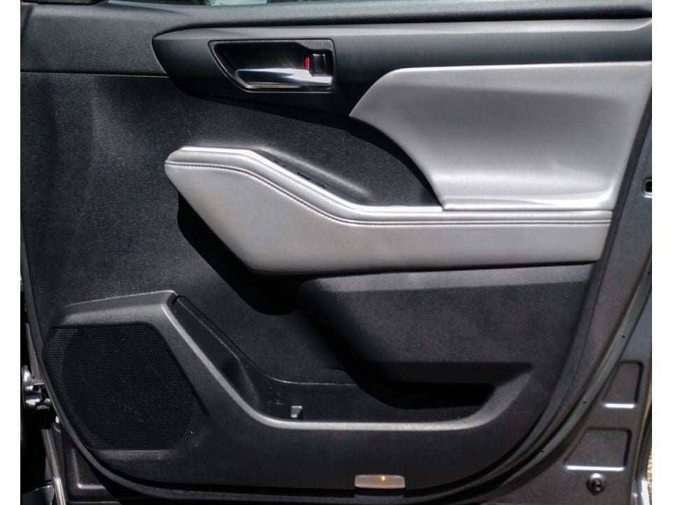 2022 Toyota Highlander Hybrid Hybrid XLE