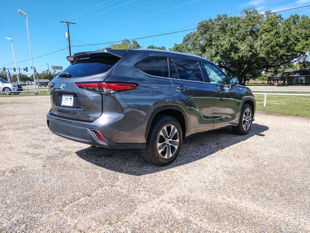 2022 Toyota Highlander Hybrid Hybrid XLE