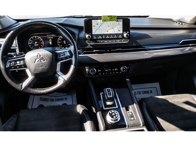 2022 Mitsubishi Outlander SE