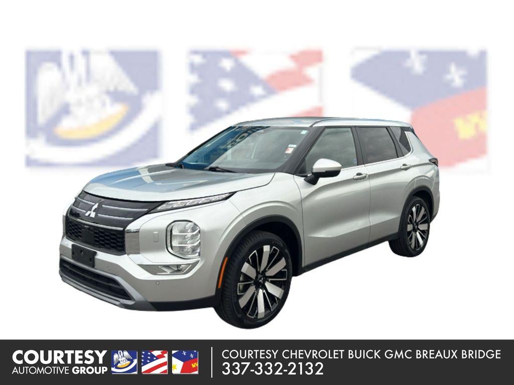 2025 Mitsubishi Outlander Base